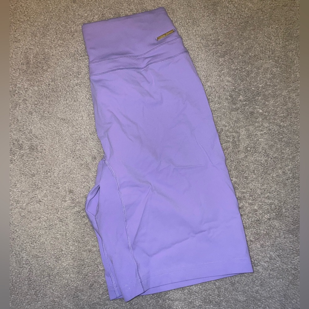 Gymshark—Whitney Simmons Lavender Cycling Shorts